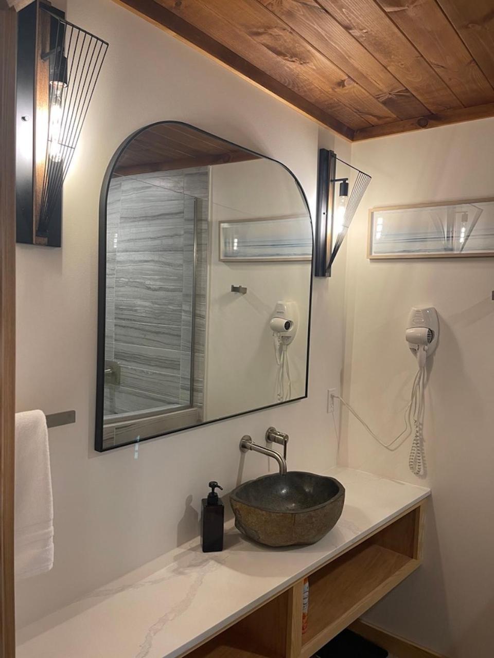 Stone Cove Waterfront Adults Only B&B Tobermory Eksteriør bilde